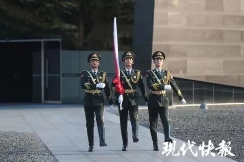 南京大屠杀幸存者一共有多少名，还剩多少人在世？