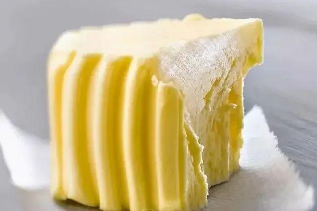 芝士奶酪是一个东西吗（常见的烘焙材料入门知识）