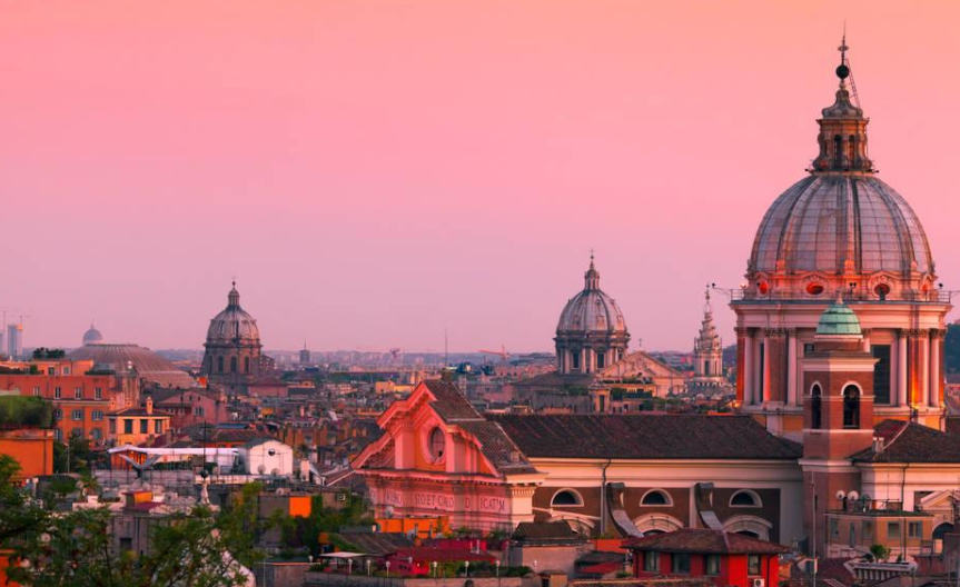 意大利的首都，因历史悠久被称“永恒之城”，现今成“浪漫之都”