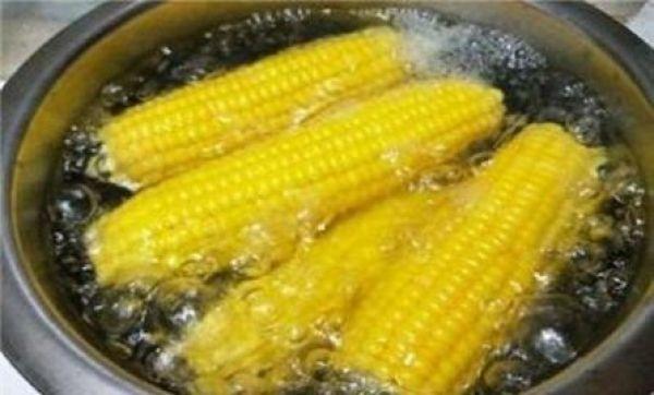 玉米煮多久会软糯？用冷水煮还是热水煮？
