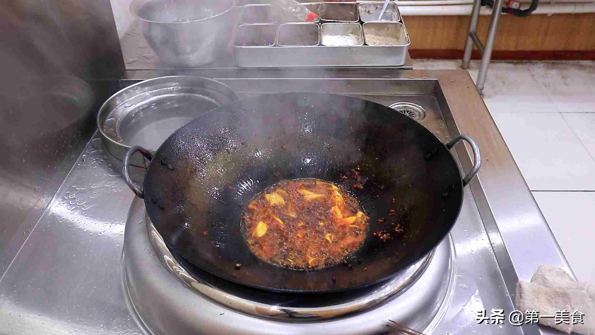 火锅鱼怎么做最好吃？教你详细家庭做法，鲜嫩无腥味！