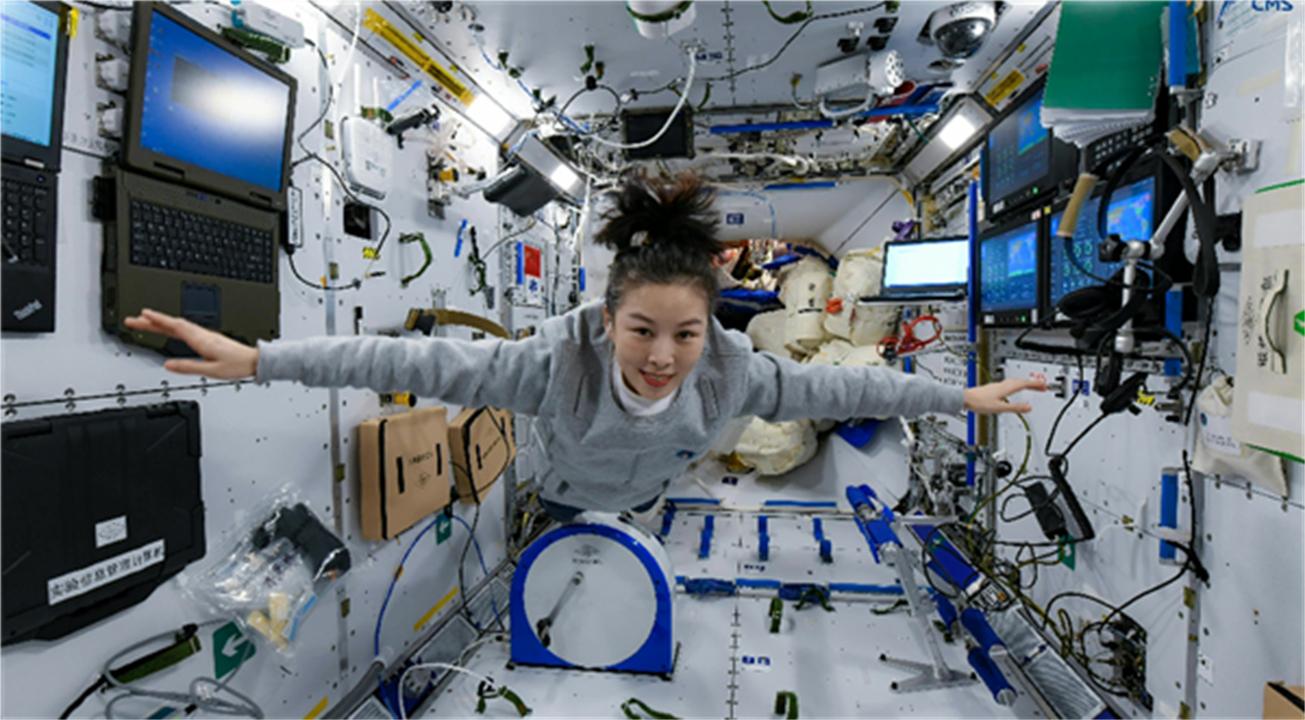中国女航天员有几个？女性航天员生理期怎么办？